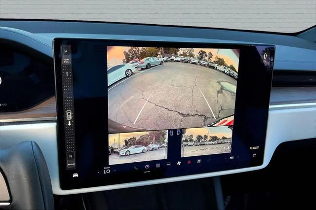 2022 Tesla Model X Dual Motor All-Wheel Drive