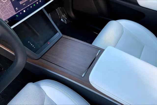 2022 Tesla Model X Dual Motor All-Wheel Drive