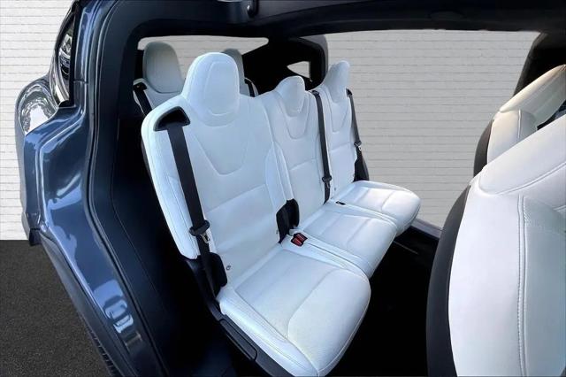 2022 Tesla Model X Dual Motor All-Wheel Drive