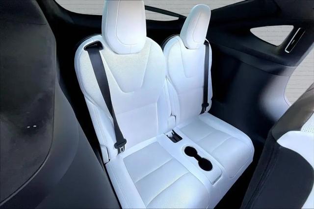 2022 Tesla Model X Dual Motor All-Wheel Drive