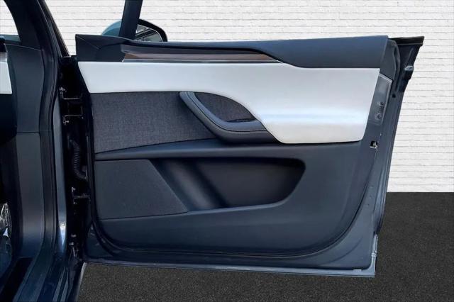 2022 Tesla Model X Dual Motor All-Wheel Drive
