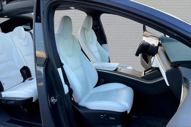 2022 Tesla Model X Dual Motor All-Wheel Drive