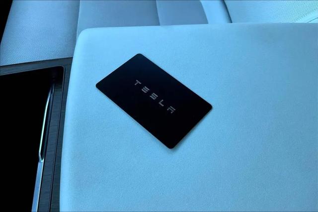2022 Tesla Model X Dual Motor All-Wheel Drive