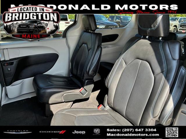 2021 Chrysler Pacifica Touring L AWD