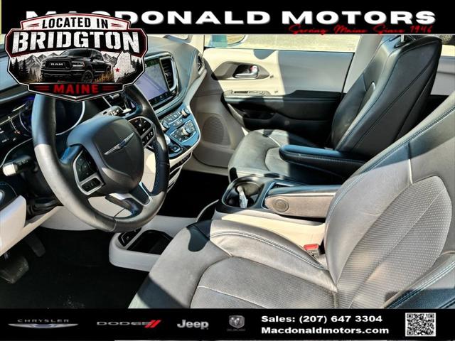 2021 Chrysler Pacifica Touring L AWD