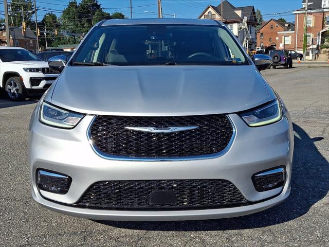 2023 Chrysler Pacifica Hybrid Limited 2023 Chrysler Pacifica Hybrid Limited