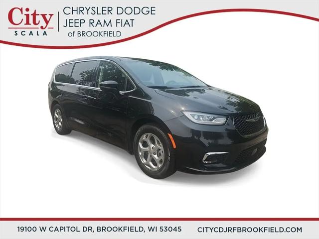 2024 Chrysler Pacifica Limited for sale in Brookfield, WI