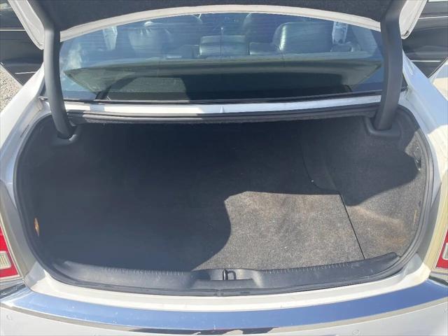 2011 Chrysler 300 Limited
