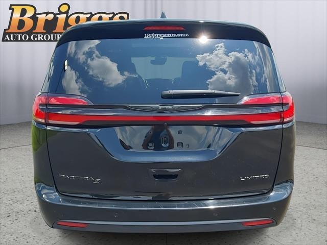 2025 Chrysler Pacifica Limited