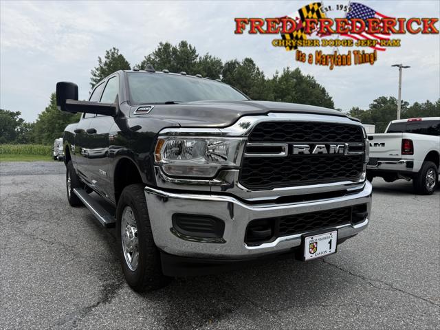 2021 RAM 2500 Tradesman Crew Cab 4x4 64 Box