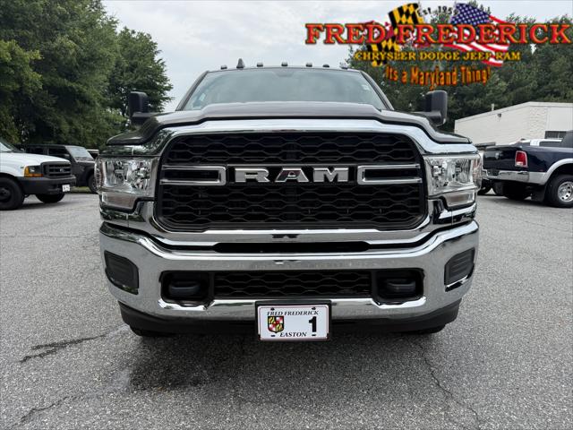 2021 RAM 2500 Tradesman Crew Cab 4x4 64 Box