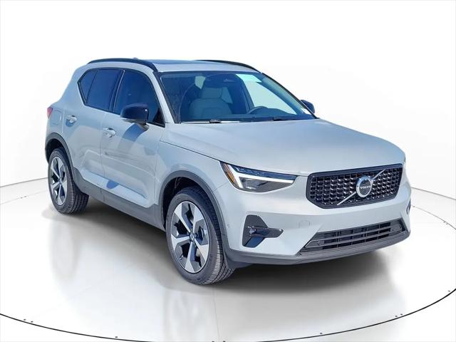 2026 Volvo XC40 Plus, B5 AWD Gas mild hybrid, Dark for sale in Delray Beach, FL