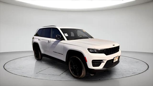 2023 Jeep Grand Cherokee Altitude 4x4 for sale in Auburn, WA