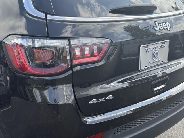 2022 Jeep Compass Latitude Lux 4x4