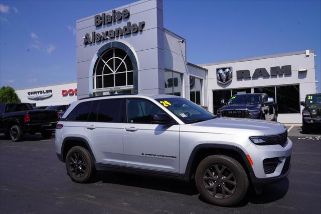 2024 Jeep Grand Cherokee Altitude 4x4 2024 Jeep Grand Cherokee Altitude 4x4