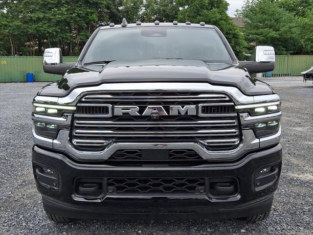 2025 RAM 3500 Laramie Crew Cab 4x4 8 Box 2025 RAM 3500 Laramie Crew Cab 4x4 8 Box