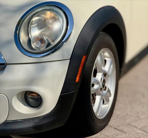 2011 MINI Cooper Cooper