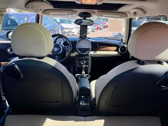 2011 MINI Cooper Cooper