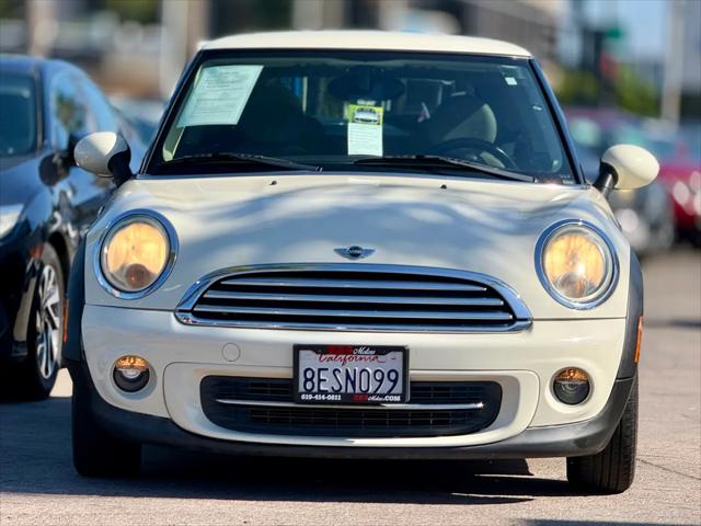 2011 MINI Cooper Cooper