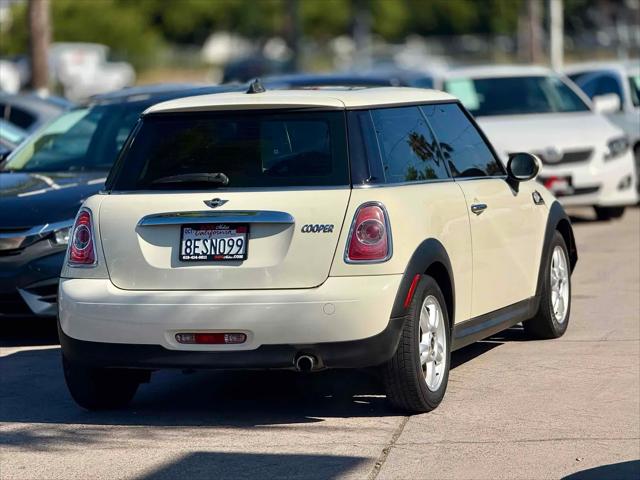 2011 MINI Cooper Cooper