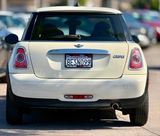 2011 MINI Cooper Cooper