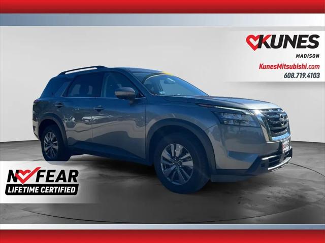 2024 Nissan Pathfinder SV 4WD for sale in Madison, WI