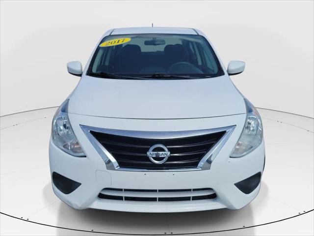 2017 Nissan Versa 1.6 S+