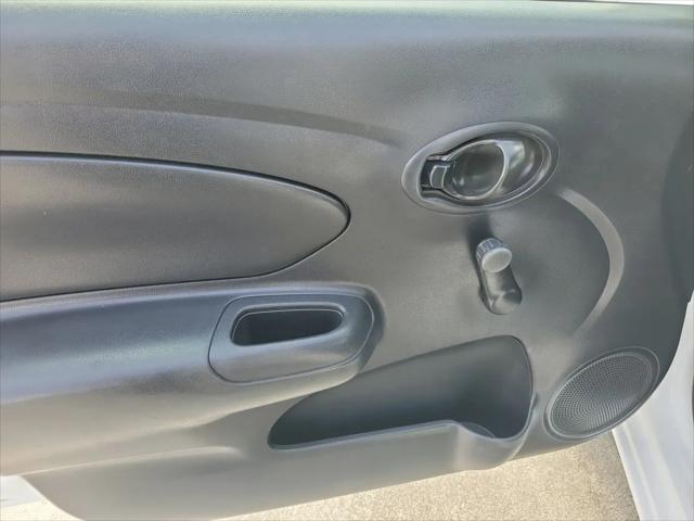 2017 Nissan Versa 1.6 S+