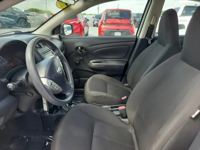 2017 Nissan Versa 1.6 S+