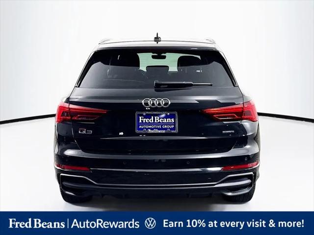 2025 Audi Q3 Premium 45 TFSI S line quattro Tiptronic