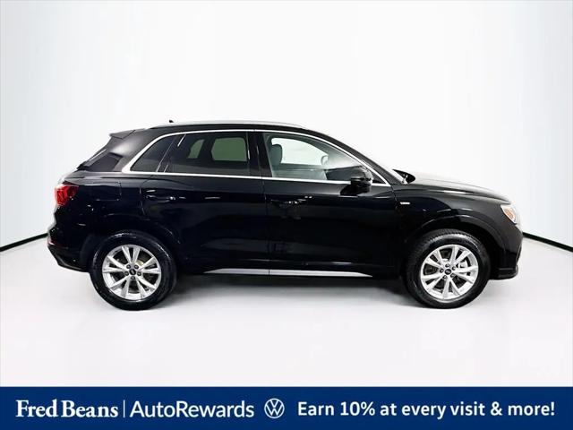 2025 Audi Q3 Premium 45 TFSI S line quattro Tiptronic