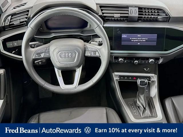 2025 Audi Q3 Premium 45 TFSI S line quattro Tiptronic