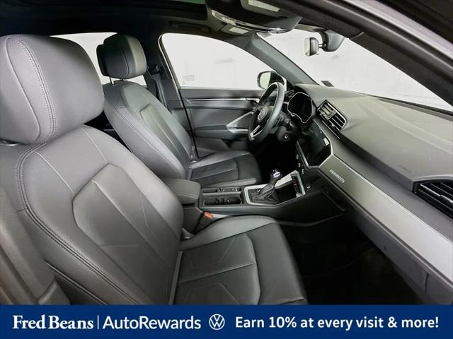2025 Audi Q3 Premium 45 TFSI S line quattro Tiptronic