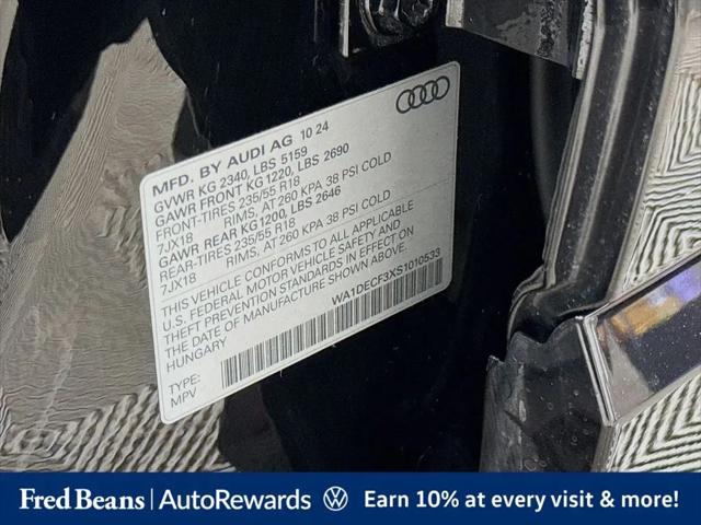 2025 Audi Q3 Premium 45 TFSI S line quattro Tiptronic