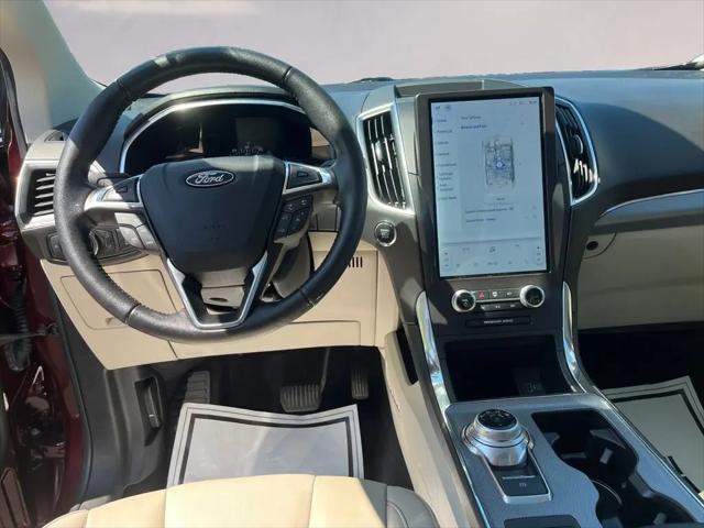 2021 Ford Edge Titanium