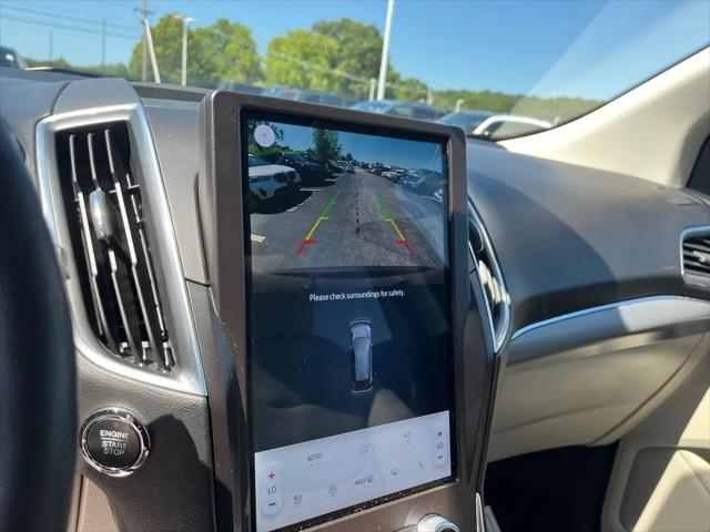 2021 Ford Edge Titanium
