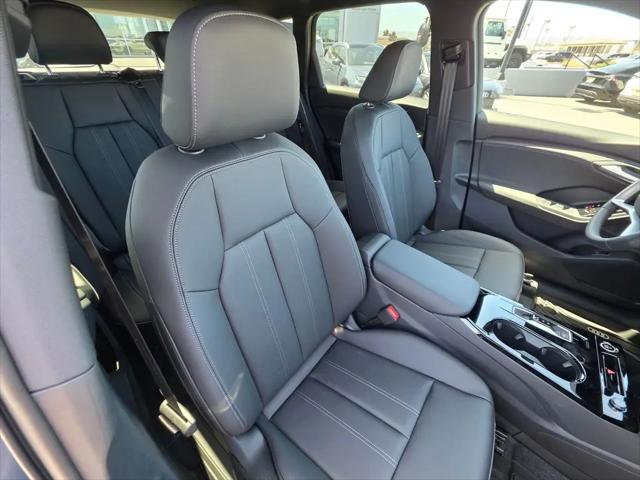 2027 Audi Q6 e-tron Premium quattro
