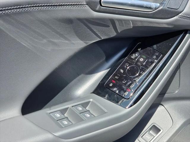 2027 Audi Q6 e-tron Premium quattro