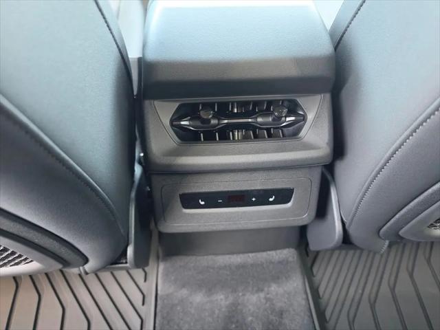 2027 Audi Q6 e-tron Premium quattro