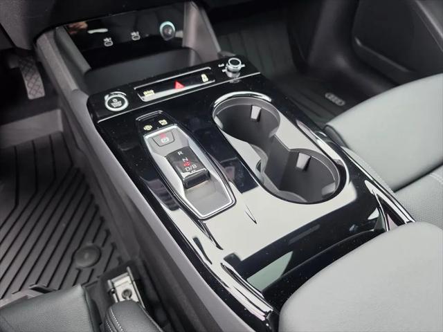 2027 Audi Q6 e-tron Premium quattro