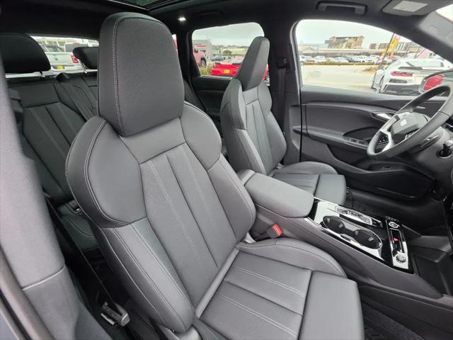 2027 Audi Q6 e-tron Premium quattro