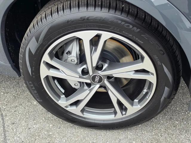 2027 Audi Q6 e-tron Premium quattro