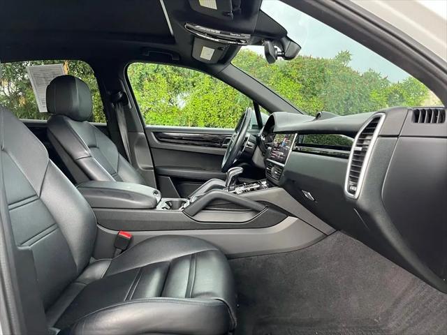 2020 Porsche Cayenne Cayenne