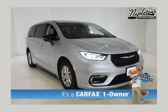 2024 Chrysler Pacifica Touring L for sale in Urbana, IL