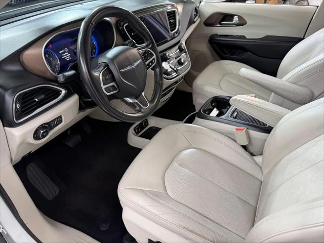 2017 Chrysler Pacifica Touring-L Plus