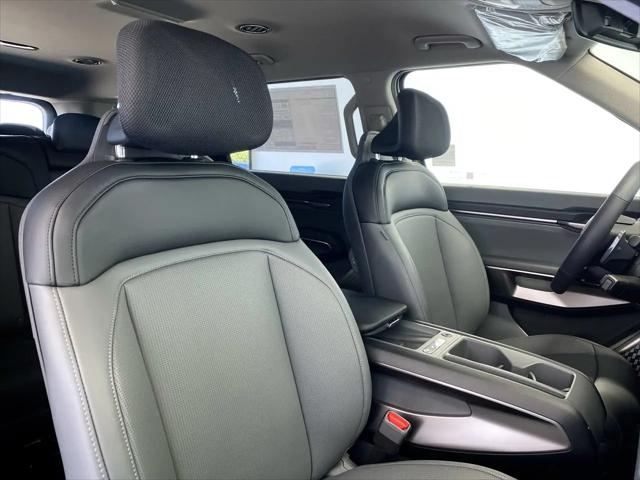 2026 Kia EV9 Light Short Range