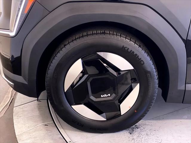 2026 Kia EV9 Light Short Range