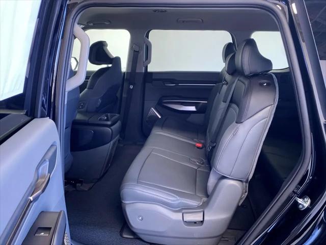 2026 Kia EV9 Light Short Range