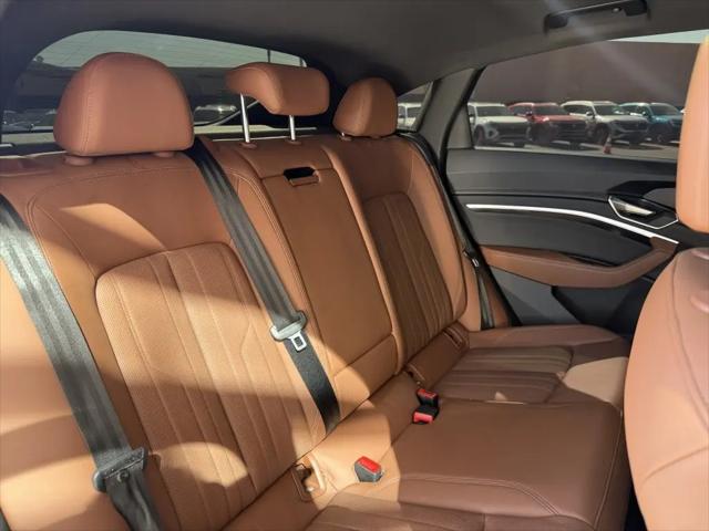 2024 Audi e-tron S line Premium Plus quattro
