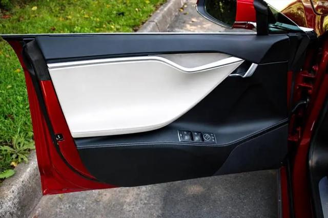2018 Tesla Model S 100D